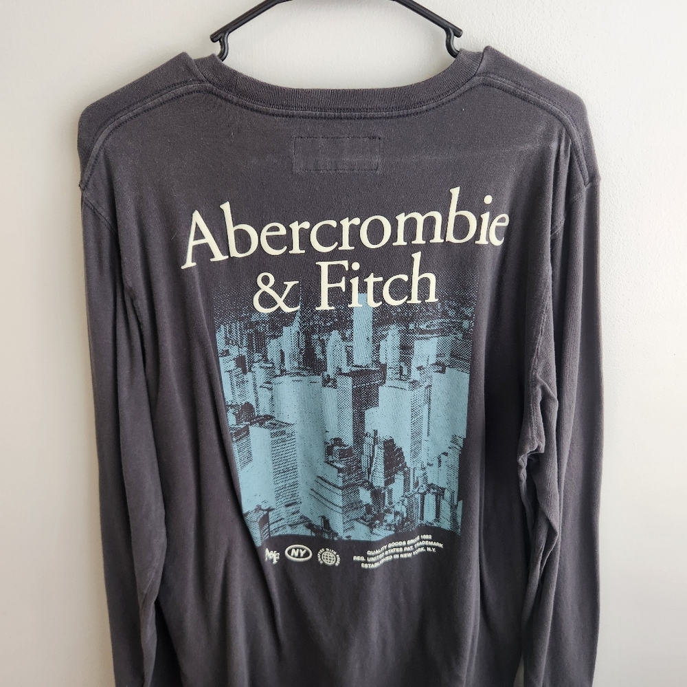 Abercrombie & Fitch Black Graphic Long Sleeve Shirt